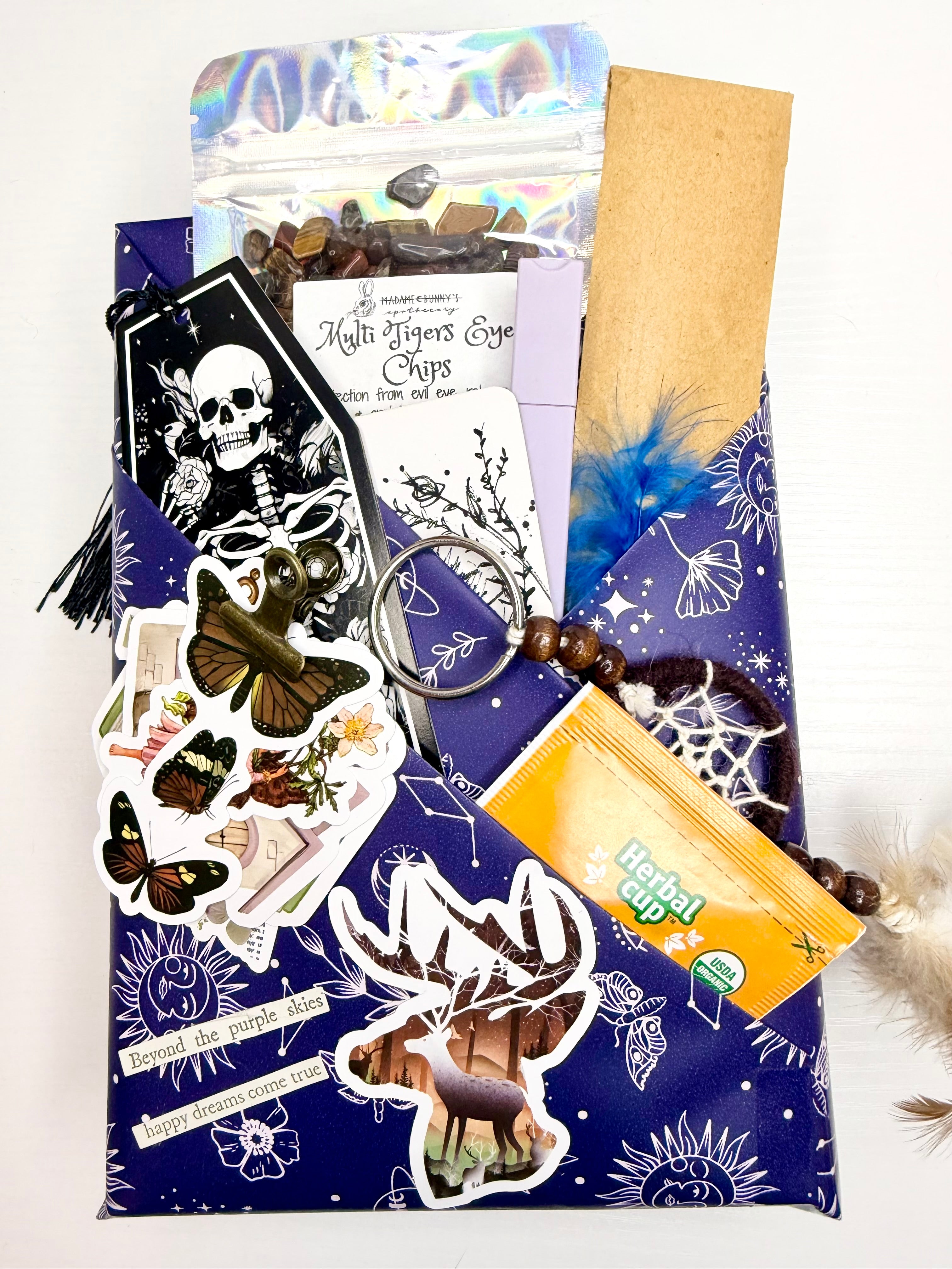 Blind Date With A Tarot or Oracle Deck